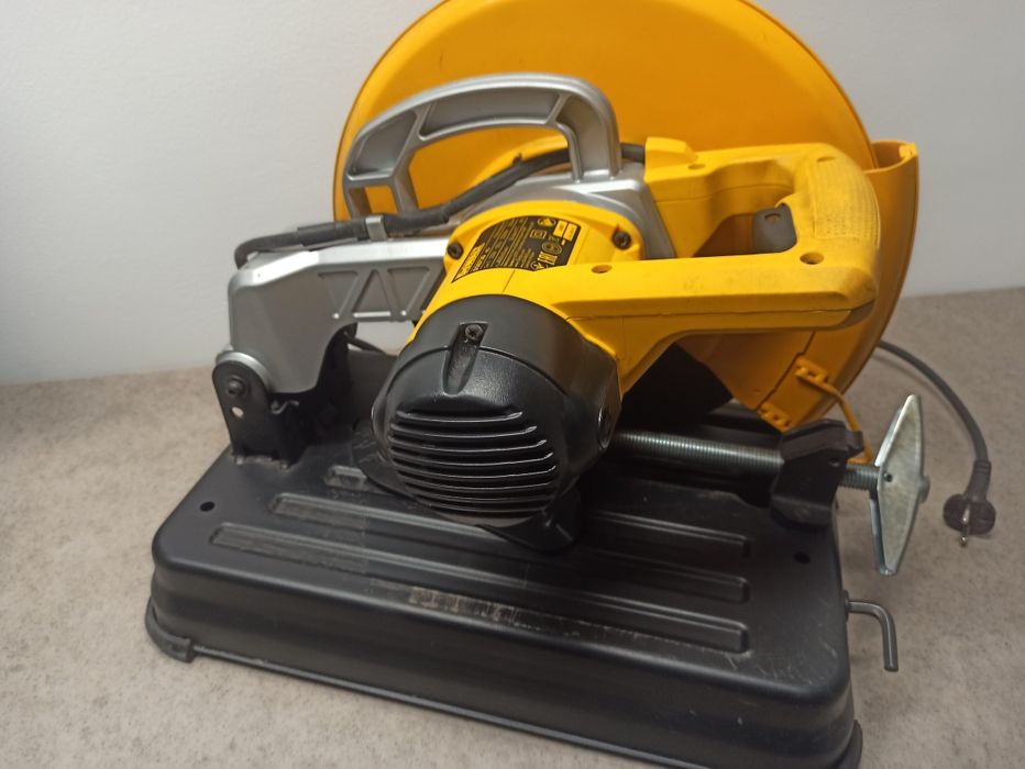 Монтажна піла DeWALT