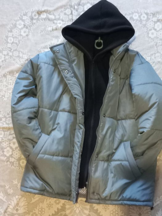 Продам курточку.