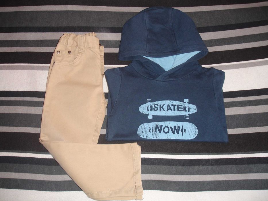 1 Sweat Azul 1 calça Beje 4 anos