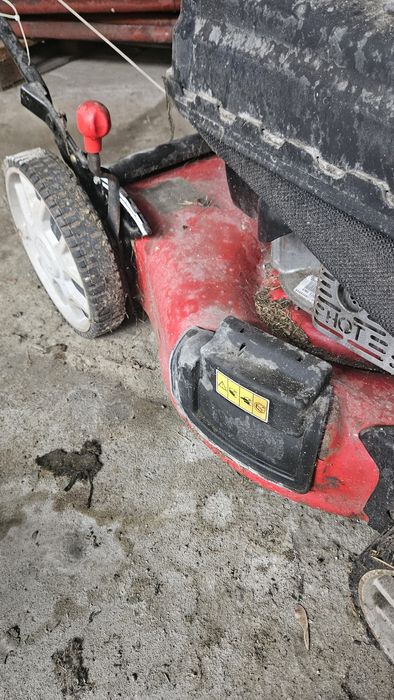 Kosiarka Kawasaki uszkodzona