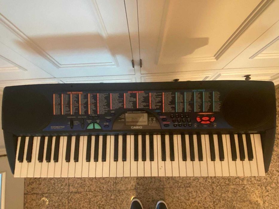 Órgão musical Casio