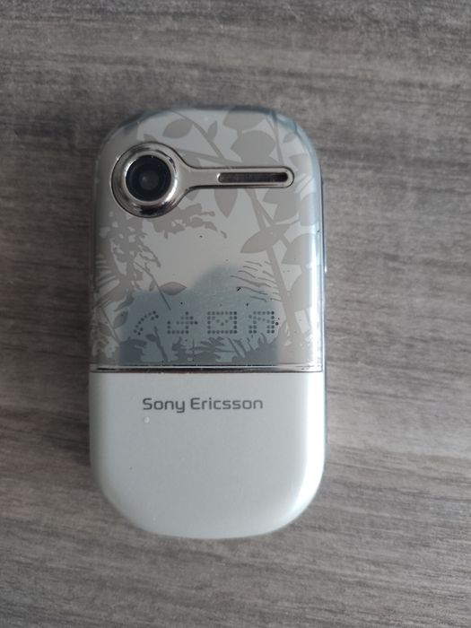 Мобільний телефон Соні Еріксон жабка
