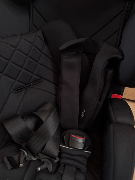 Fotelik RECARO young sport hero 9-36 kg
