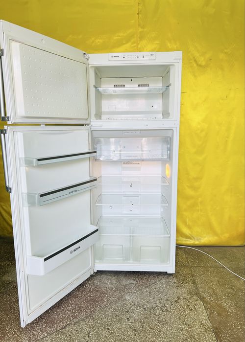 Двухкамерный холодильник BOSCH 170*70см, NoFrost