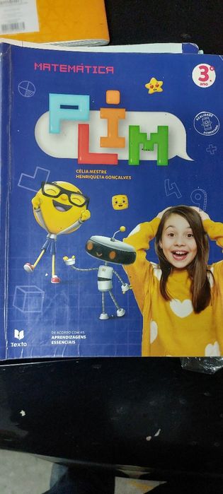 Livros e fichas 3 ano plim