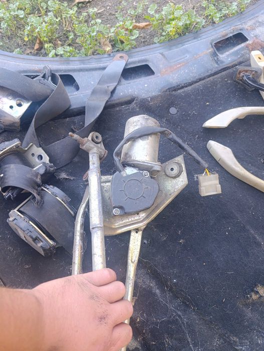 Трапеція дворников 2110