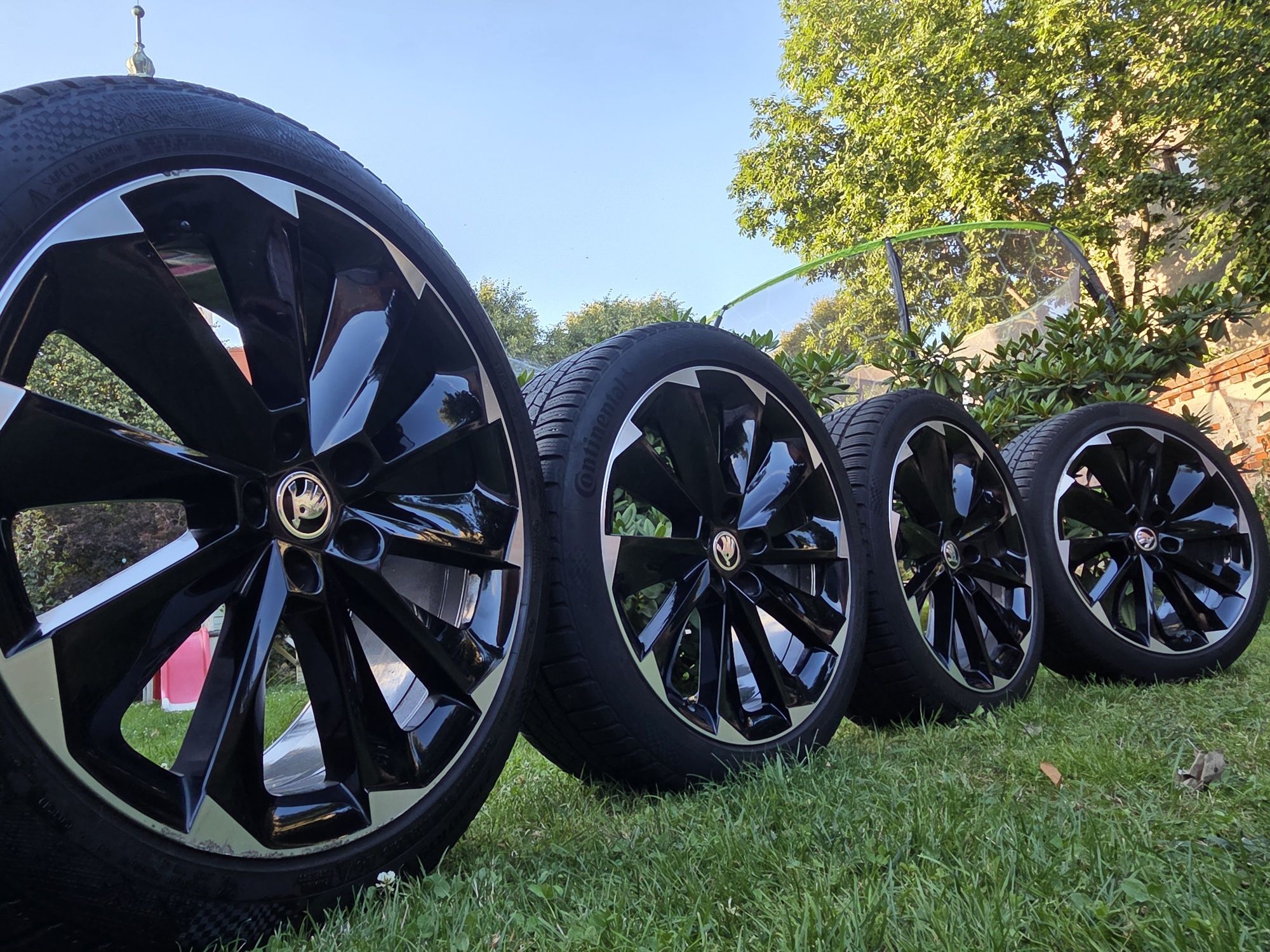 Alufelgi Skoda Supernova 19 et 44 8j opony zimowe