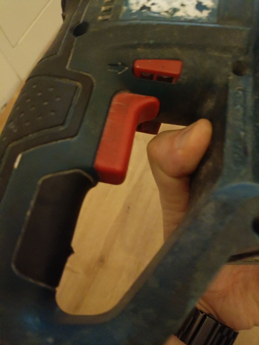 Młotowiertarka akumulatorowa Bosch GBH 180-LI Professional młot