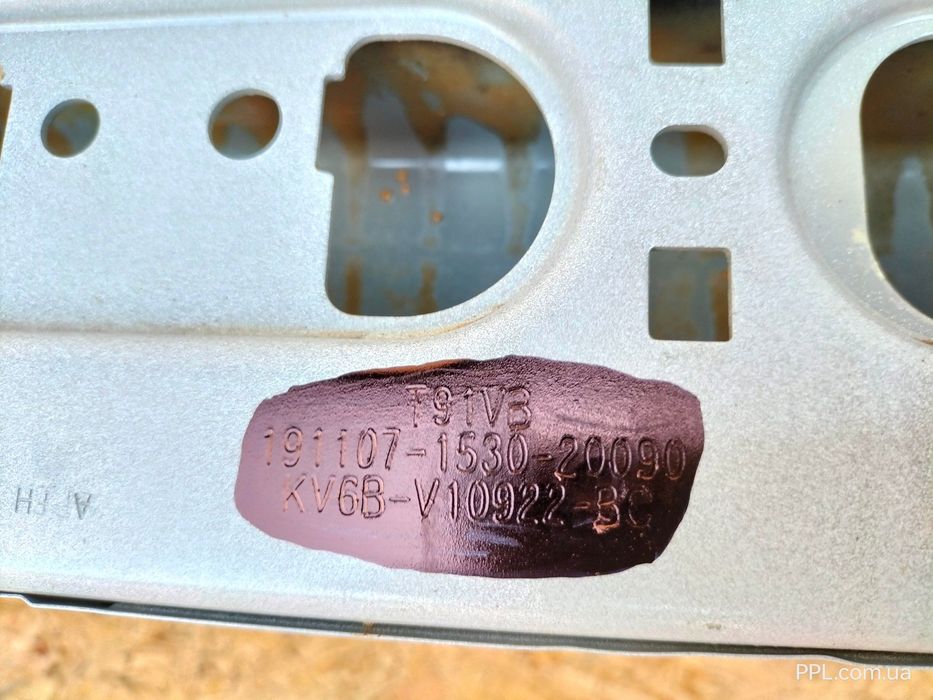 Ford Transit Connect MK2 13- Усилитель переднего бампера KV6B-V10922BC