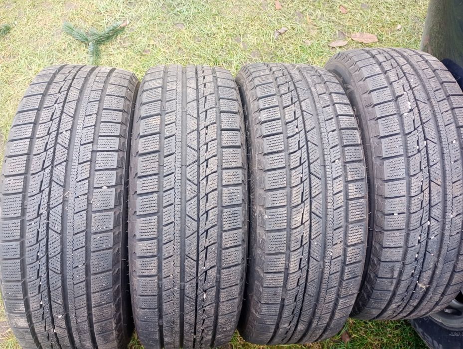 Sprzedam opony zimowe