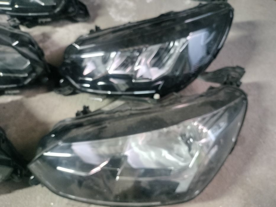 Faróis da frente Peugeot 2008 e 208 e para-choques modelo novo de 2022