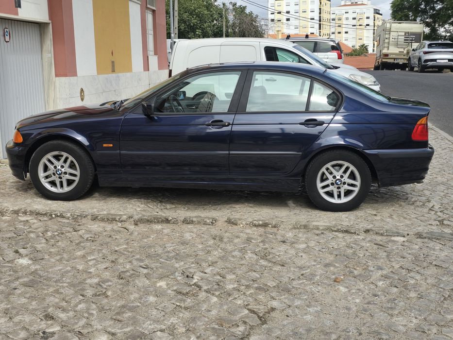 Vendo o meu carro BMW