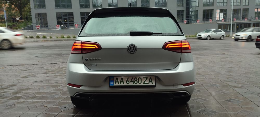 Продам терміново!!! GOLF +,2019рік , 36кіловат