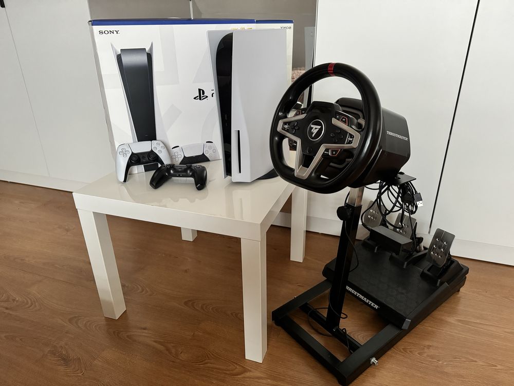 Play Station 5 z dwoma padami DualSense + Thrustmaster T248 + Gratis!