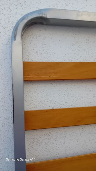 Estrado de cama usado