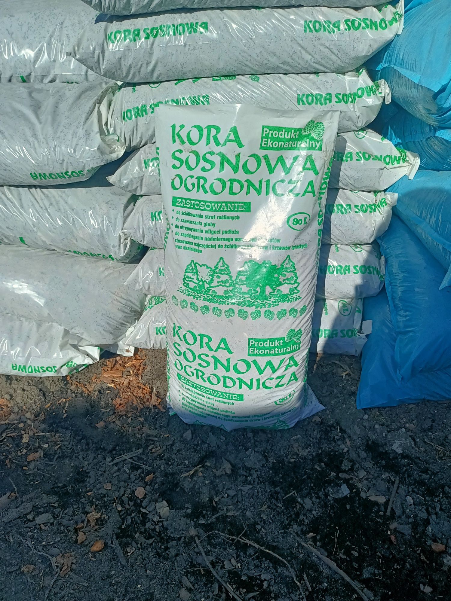 Kora ogrodowa ozdobna Sortowana sosnowa kolorowa 80l