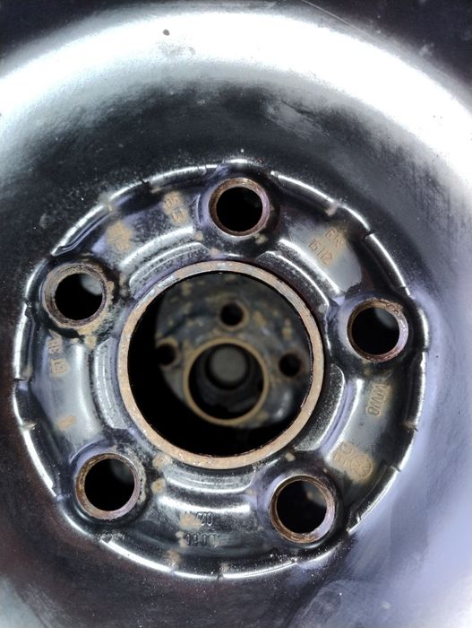 Koła zimowe z 2024 r. 5x100 VW. Skoda seat 195/65 15