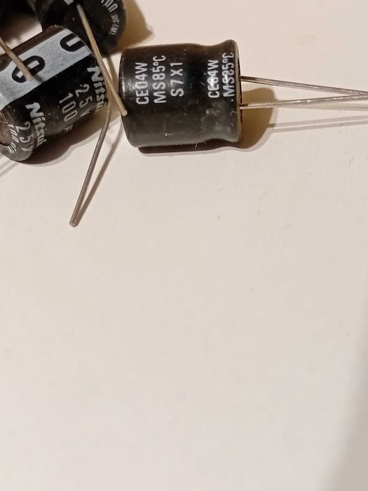 Конденсаторы К50-16В 63v 22mF / CE04W 25V 100mF. НОВЫЕ