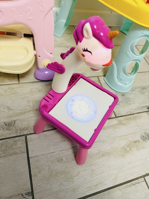 Мольберт / стіл для ліпленя / нічний стіл для малюванч