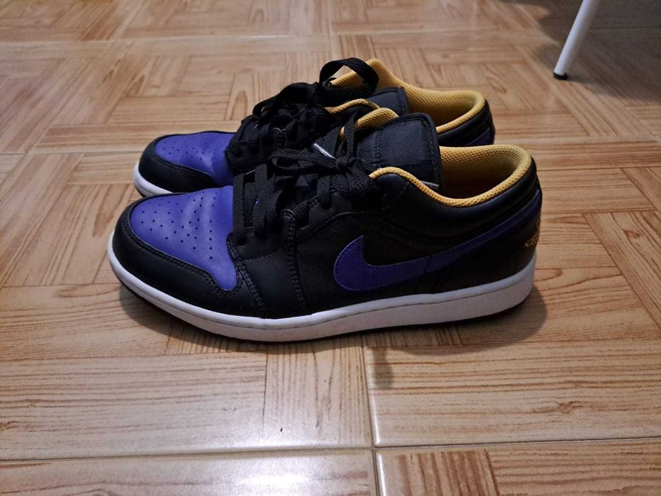 Air Jordan 1 Low Dark Concord
