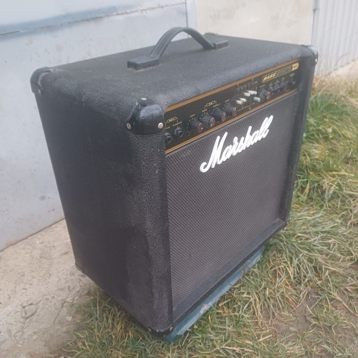 Басовый усилитель Marshall Bass State B65