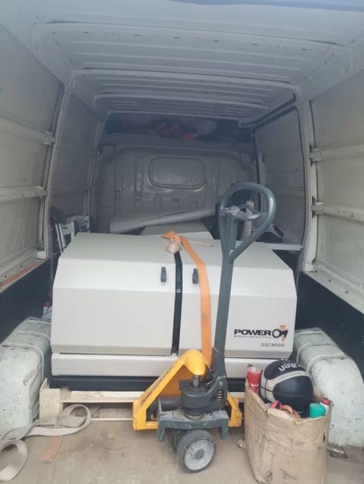 Вантажні перевезення , Вантажне таксі , Вивіз будівельного сміття