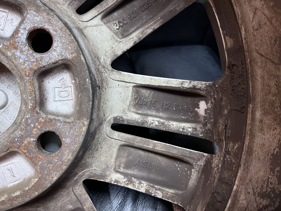 БУ диски 5х112 R16 оригінал VW Passat/Caddy/Jetta/Golf