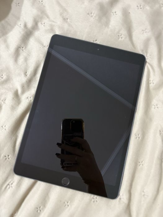 Планшет Ipad 7 Apple 32 гб бв та ручка IPencil