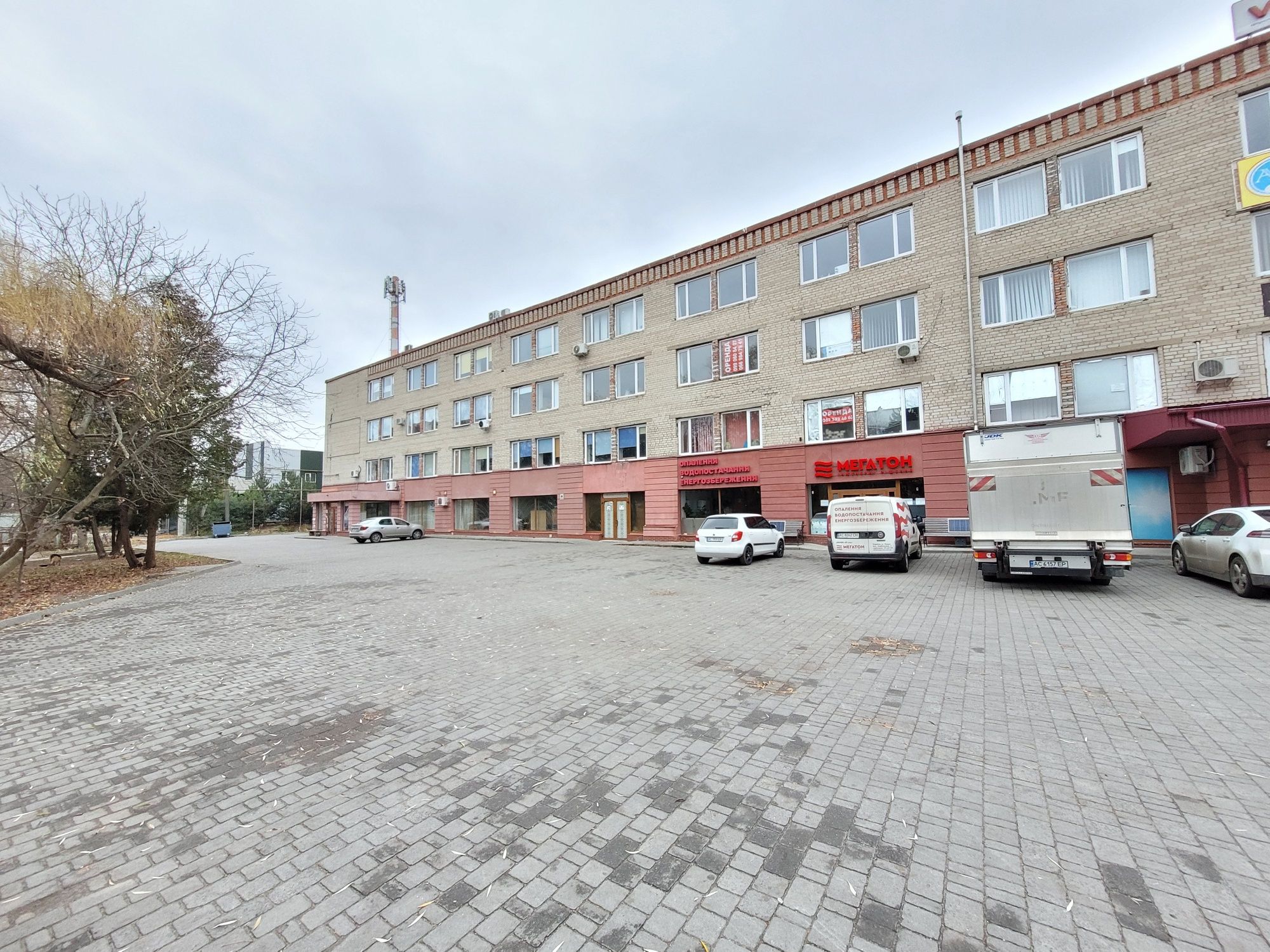 Карбишева 2/4ц,616м2, офісно- виробниче! 150000уо!