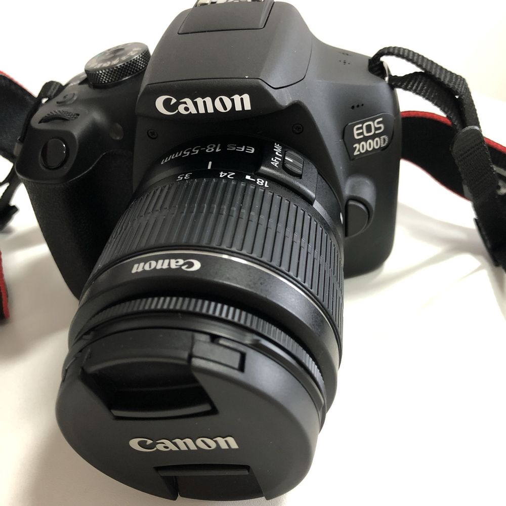 Aparat Canon EOS 2000d +18-55 mm efs