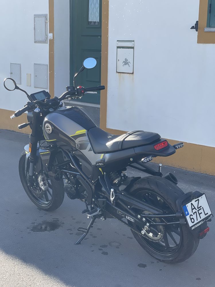 Benelli leoncino 250 de 2023