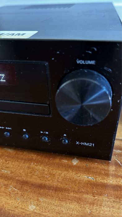 Sistema de som / aparelhagem com leitor de CD da marca PIONEER X-HM21