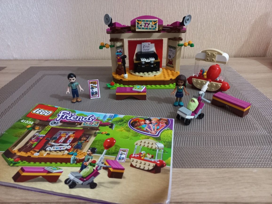 Лего Lego Friends 41334 Сцена Андреа в парке.
На возраст от 6-12лет.