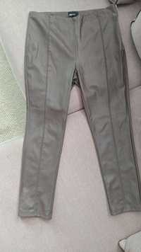 Фирменные брюки из эко-кожи