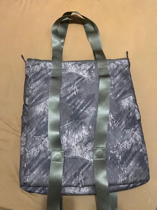 Сумка-тоут Nike Pocket