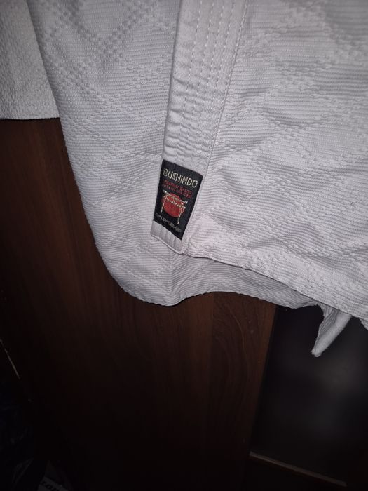 Kimono buschindo.stroj karate