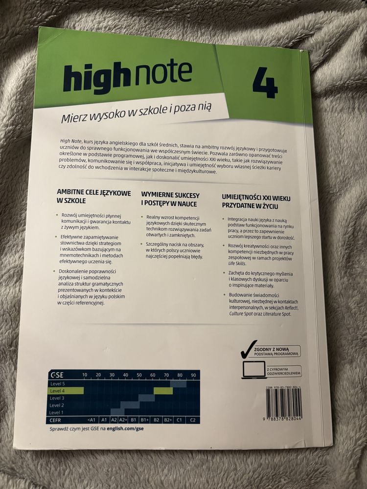 High note 4- podręcznik