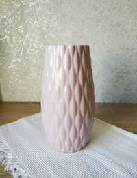 Вишукана керамічна ваза ніжно-рожевого кольору