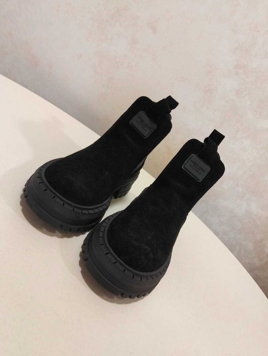 Підліткові чорні чоботи