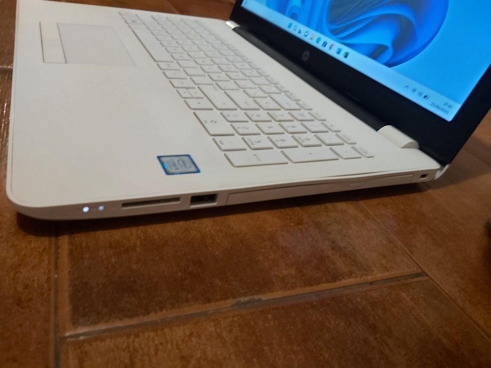 Portátil HP 15 Intel i5 c/ SSD 500GB