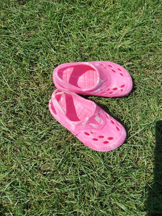 Крокси тапочки  розмір 9
