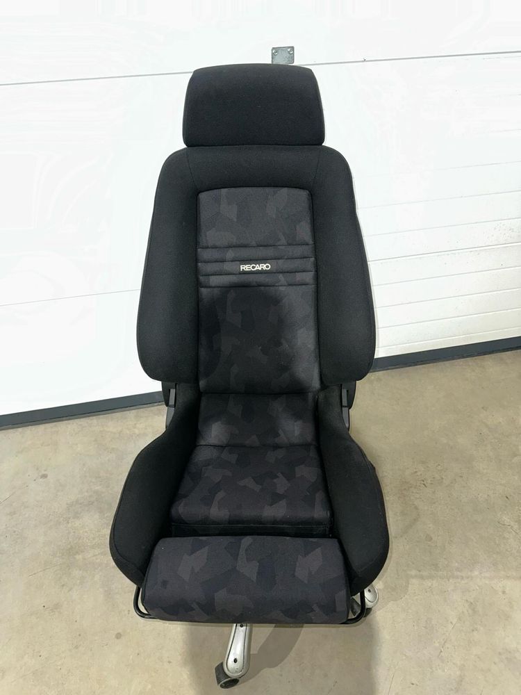 Banco Recaro Elétrico
