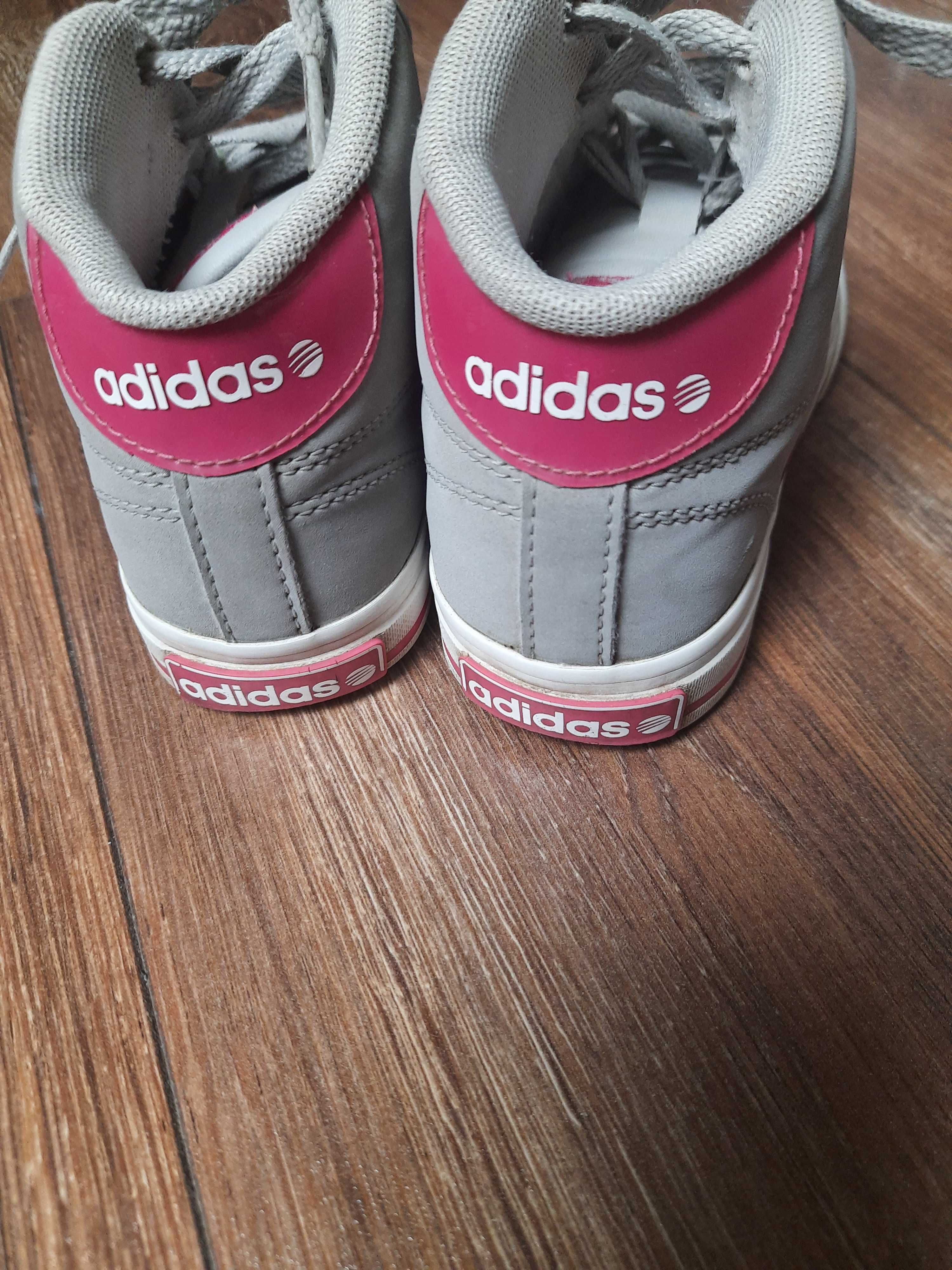Adidaski dla dziewczynki