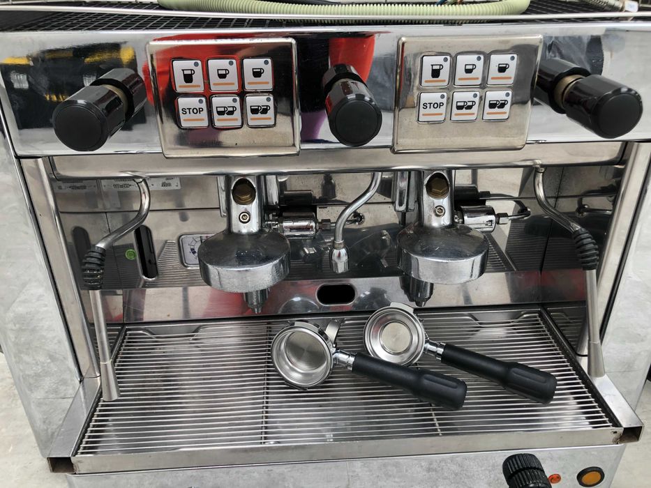 Máquina de Café Profissional e Moedor de café