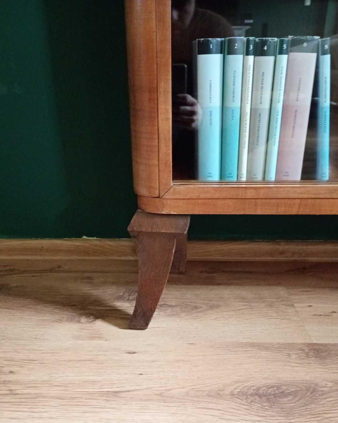 stara biblioteka witryna komoda antyk