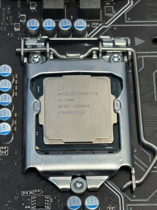 Bundle Intel – i3 7100 + MSI H270 PC MATE + 16GB 2666Mhz CL16 DDR4