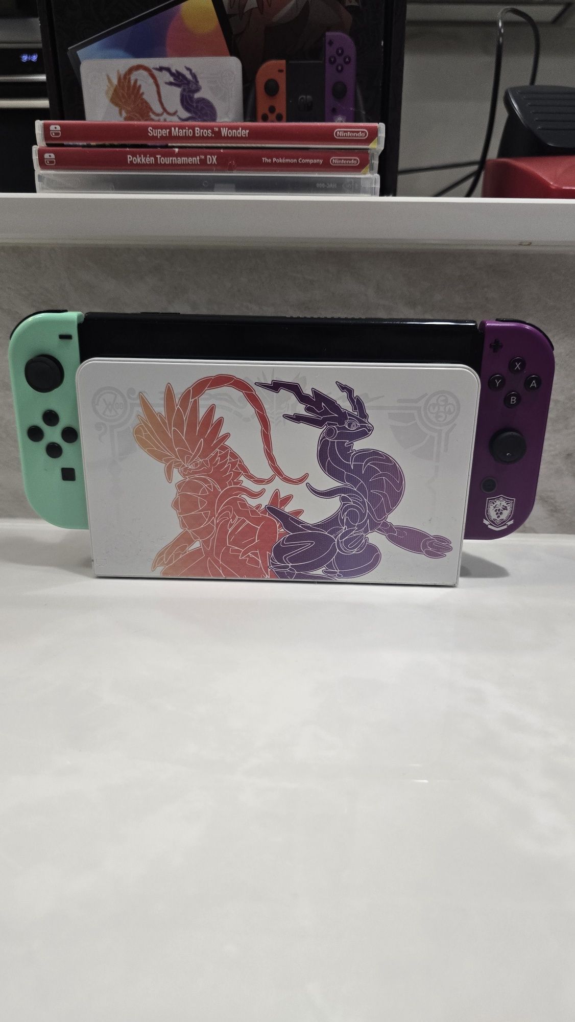Nintendo switch oled limited edition + comandos + jogos