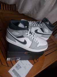 (r Eur 44,5) Nike Jordan 1 Mid Light Smoke Grey Anthracite 554724,-078