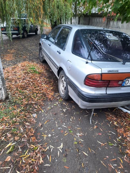 Продам авто Mitsubishi Galant в непоганому стані