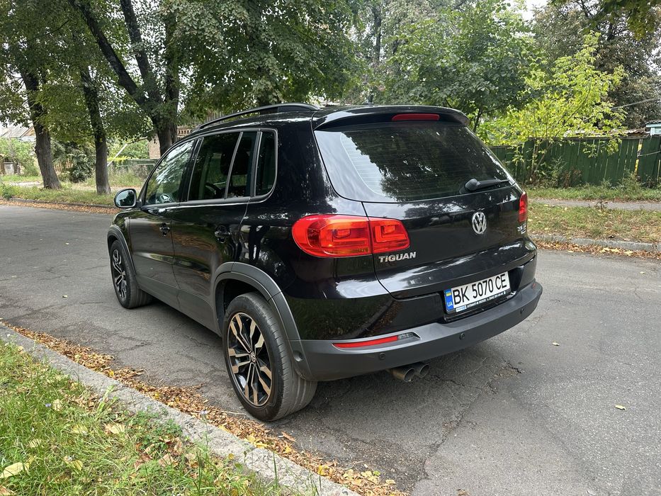 Volkswagen Tiguan 2015 року, 2.0 TDI (140 к.с.), офіційний не фарбован